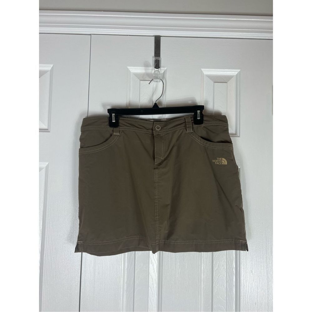 The North Face Womens Olive Green Skort Size 14